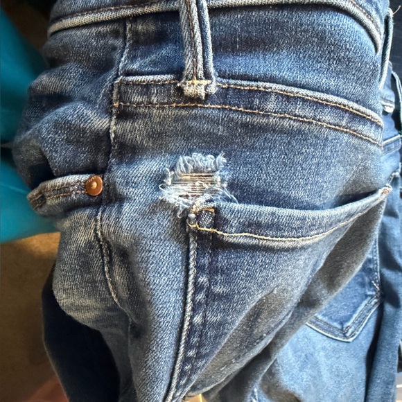 MOTHER High Waisted Runaway flare jeans - size 26 - distressed - Picture 13 of 15